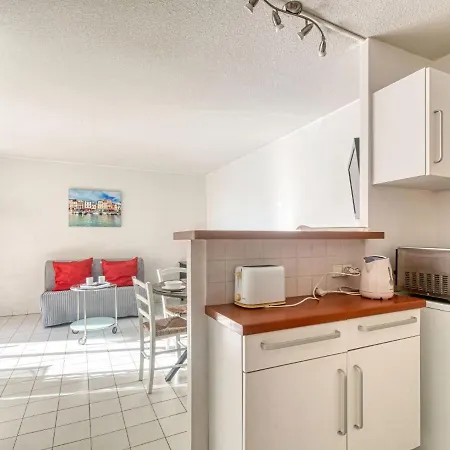 Le Capitole-9 By Interhome Daire